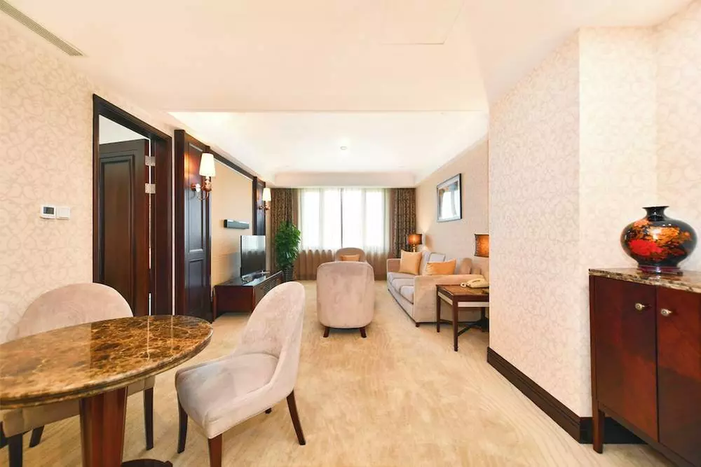 ✈ CHINA | Shanghai - Evergreen Laurel Hotel Shanghai 4*, 3 Nächte -...