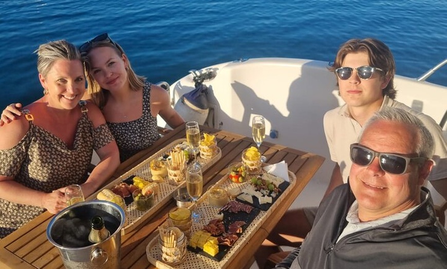 Image 2: Actividad en barco de Fuengirola con cena de cóctel, champán y pues...