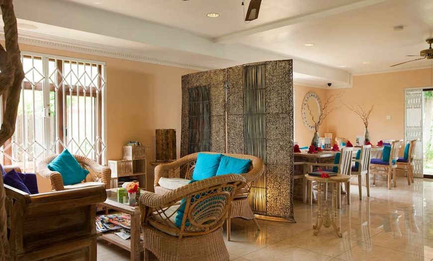 Image 13: ✈ SEYCHELLES | La Digue - Le Relax Beach House 3* - Bord de mer