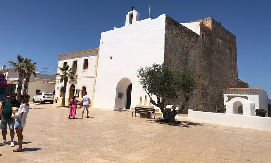 Image 8: Ibiza Excursión a Formentera en Bici con Traslado y Fast Ferry