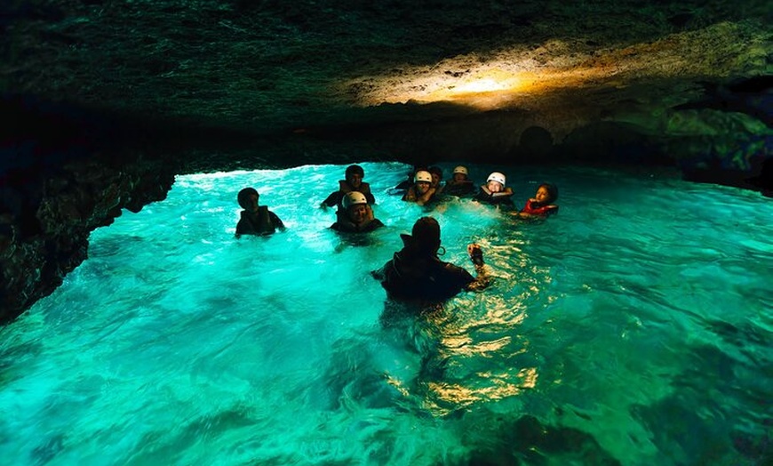 Image 1: Mallorca : Paseo en kayak, cueva marina, salto acantilado y snorkel
