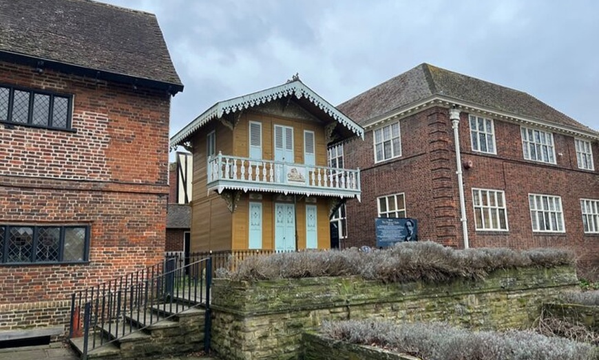 Image 3: Rochester Private 2hr Walking Tour With A Blue Badge Guide