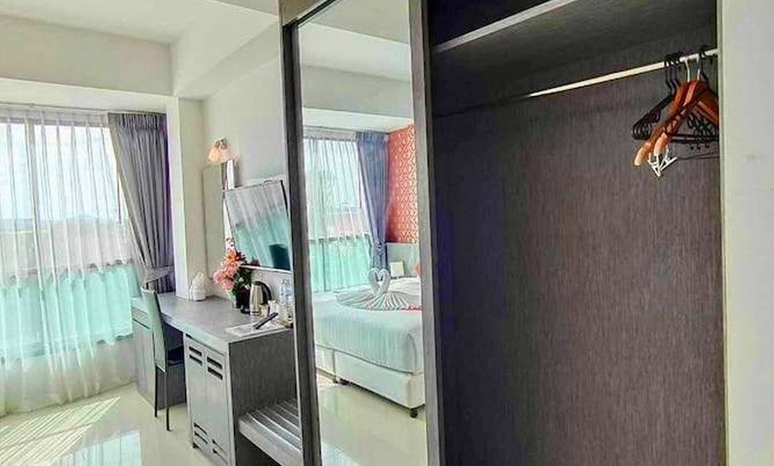 Image 116: ✈ POŁUDNIOWA TAJLANDIA | Phuket - The Thames Pool Access Resort 4* ...