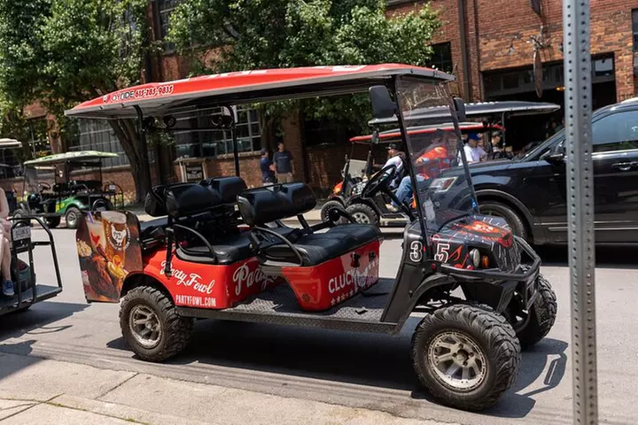 Explore the City of Nashville Sightseeing Tour by Golf Cart