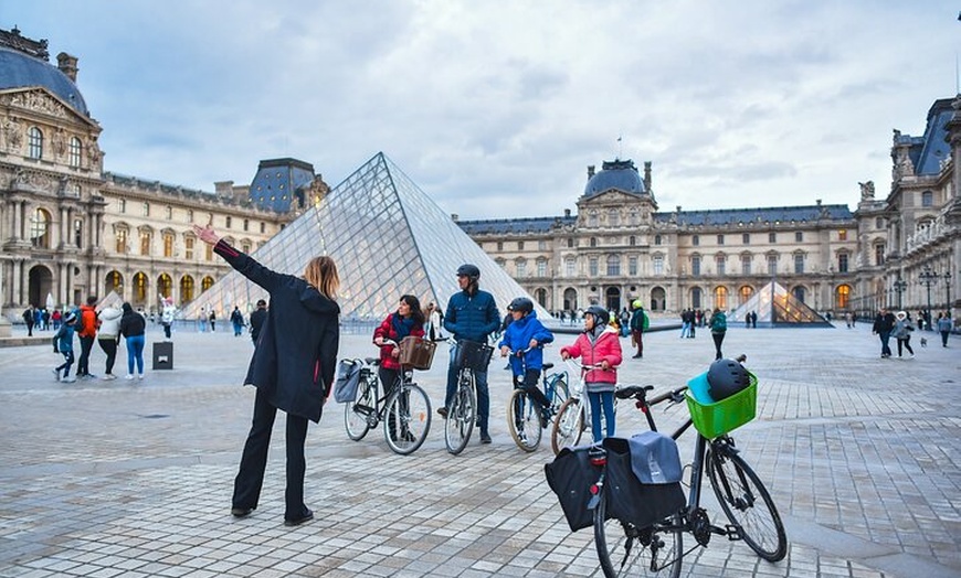 Image 7: Visite privée à vélo de Paris - Sites emblématiques autour de la Seine
