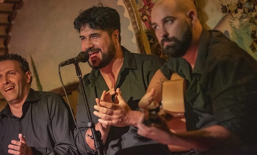 Image 18: Espectáculo flamenco en Torres Bermejas de Madrid