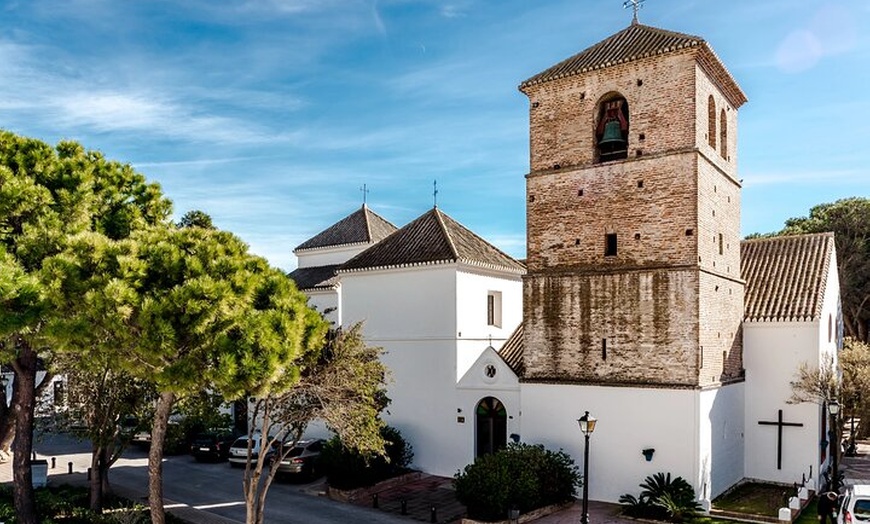 Image 2: Visita Privada Centro Histórico de Mijas