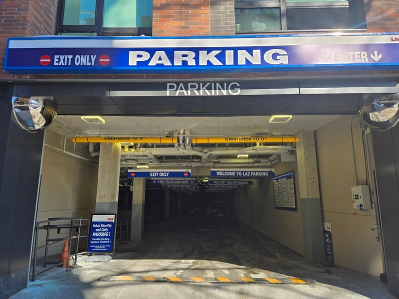 Parking at LAZ Parking - The Miramar Garage