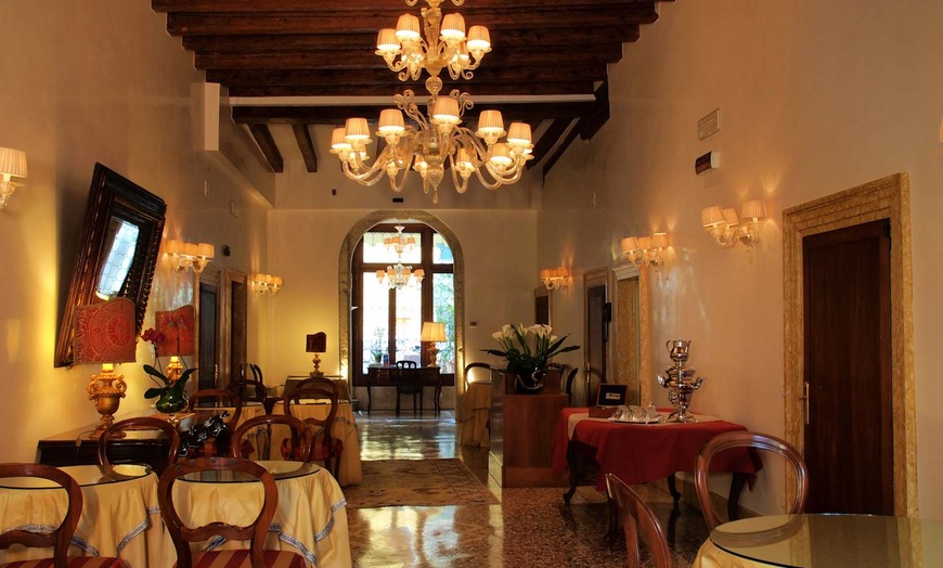 Image 6: ✈ ITALIE | Venise - Hotel Casa Verardo Residenza d'Epoca 3*, 2 nuit...