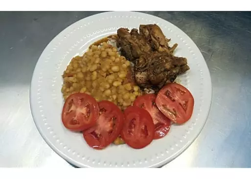 5% Cash Back at Queen Trini Lisa