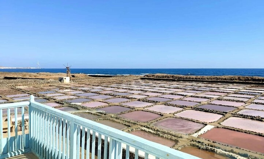 Image 6: Tour gastronómico de Gran Canaria con visita a la destilería y almu...