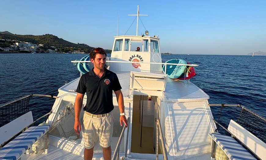 Image 7: Sunset Cruise in Alcudia with Tapas & Swimming