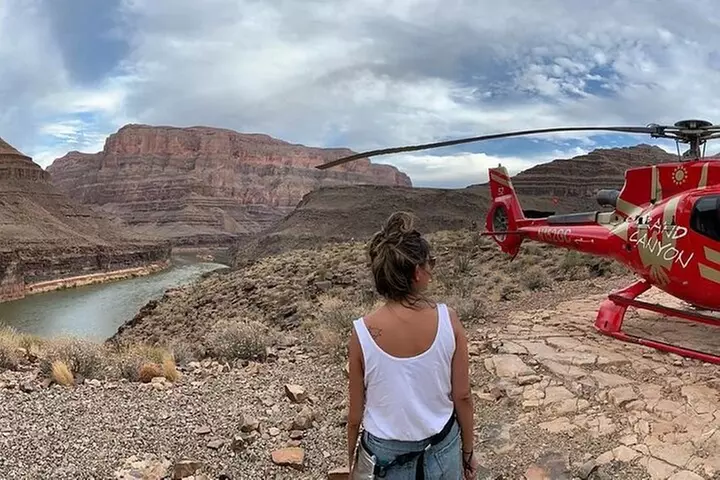 Grand Canyon West Bus Tour with Hoover Dam and Optional Skywalk