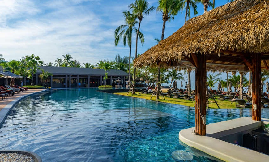 Image 1: ✈ THAÏLANDE | Khao Lak - La Flora Khao Lak 4*, 5 nuit - Face à la mer