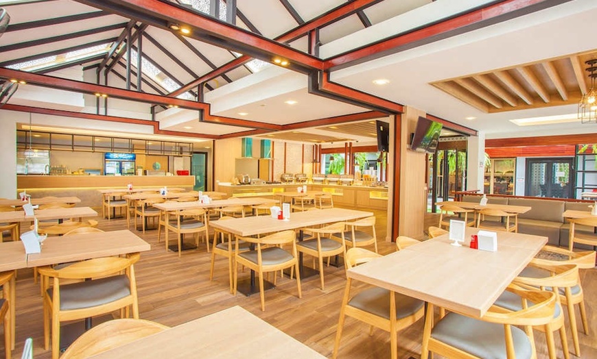 Image 29: ✈ MIDDEN VAN THAILAND | Bangkok - New Siam Palace Ville Hotel 3*, 5...