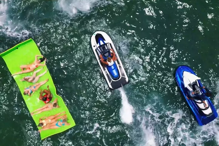 3 Hours Ultimate Watersports Excursion in Miami