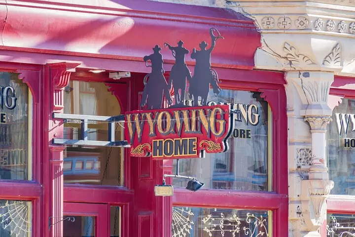 Cheyenne's Guided Ghosts Audio Walking Tour - Second Medium