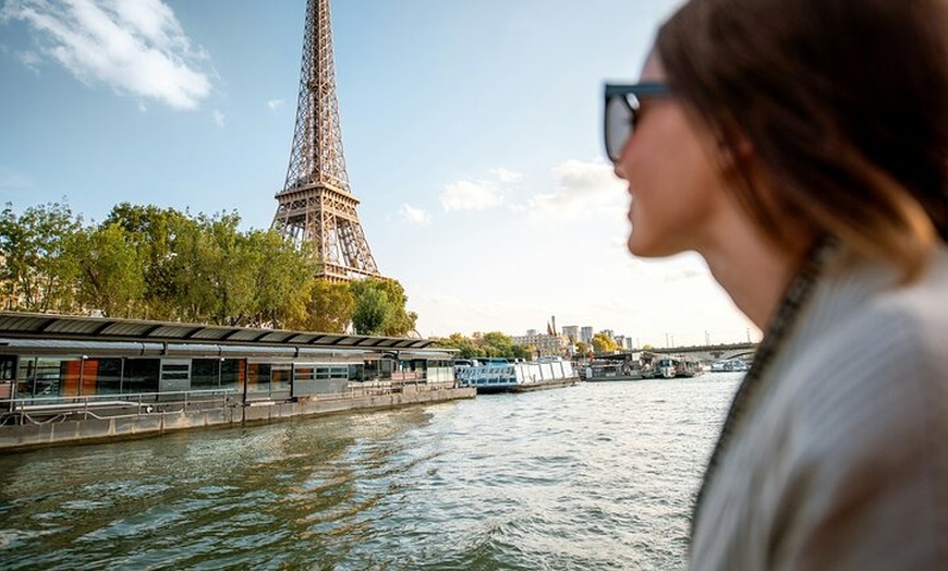 Image 1: Visite privée de Paris Shopping