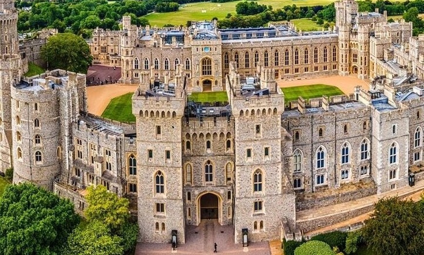 Image 4: From London: Windsor Castle Full Day Guided Tour By Train