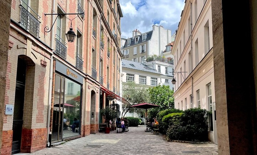 Image 1: Visite à pied de Saint Germain avec aperçus locaux