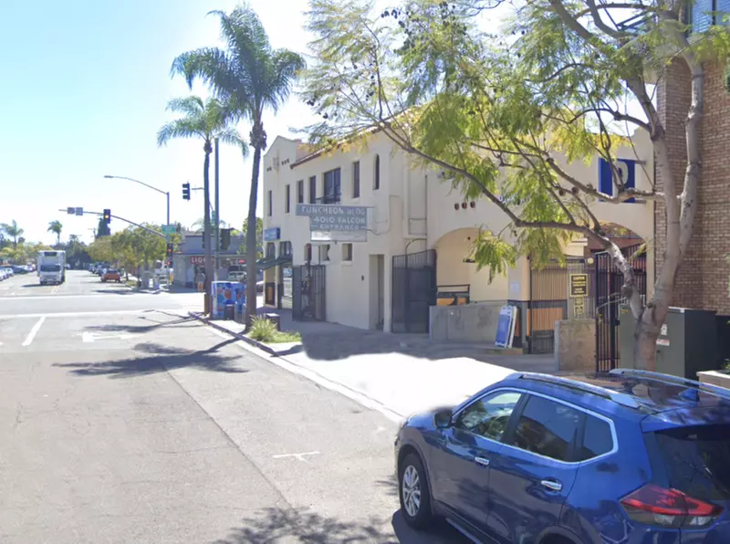 Parking at Paseo de Mission Hills Garage