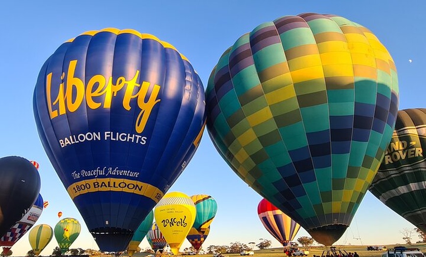 Image 2: Ballooning in Northam and the Avon Valley, Perth, with breakfast