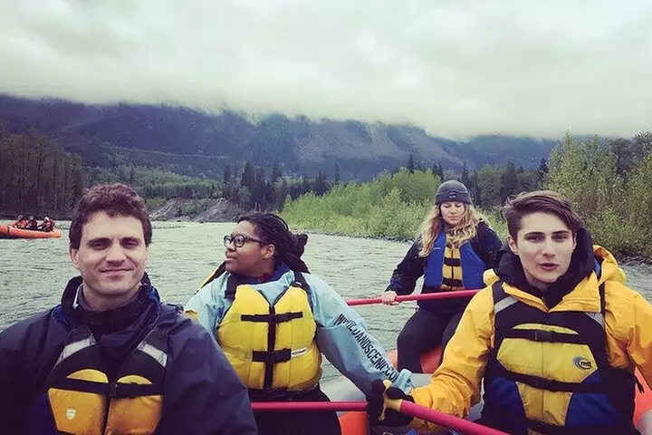 Skykomish Scenic Class 1 River Rafting Family Float - Second Medium