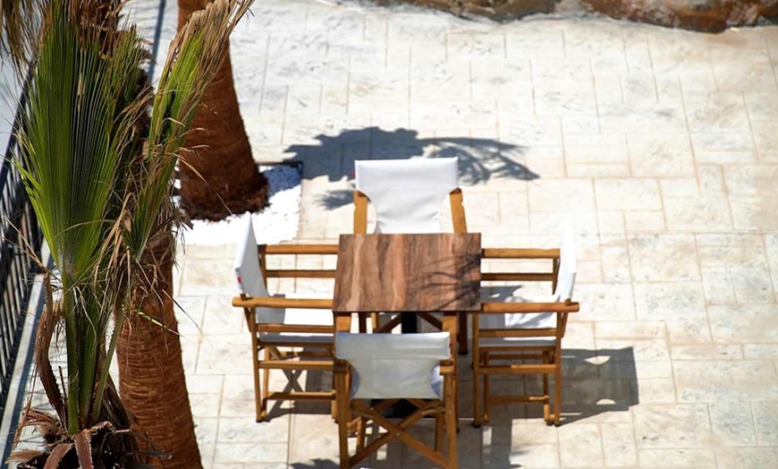 Image 8: ✈ ALBANIE | Vlore - Cayo Exclusive Hotel 4* - Bord de mer