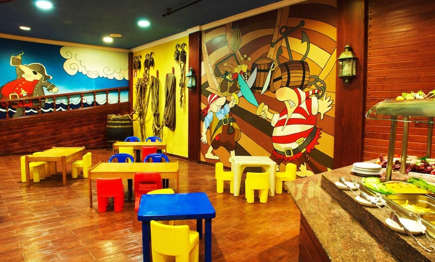 Image 21: ✈ LANZAROTE | Costa Teguise - Galeón Playa 3*, 4 nachten - Stadscen...