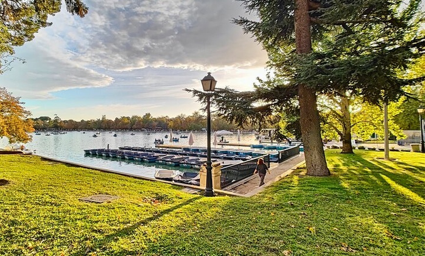 Image 5: Sunset Photography Golden Madrid en una bicicleta eléctrica