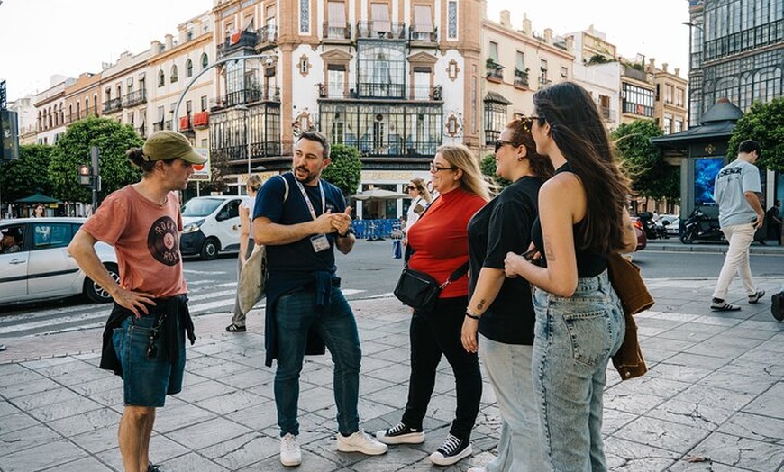 Image 7: Excursión a pie por el barrio de Sevilla Triana y el río