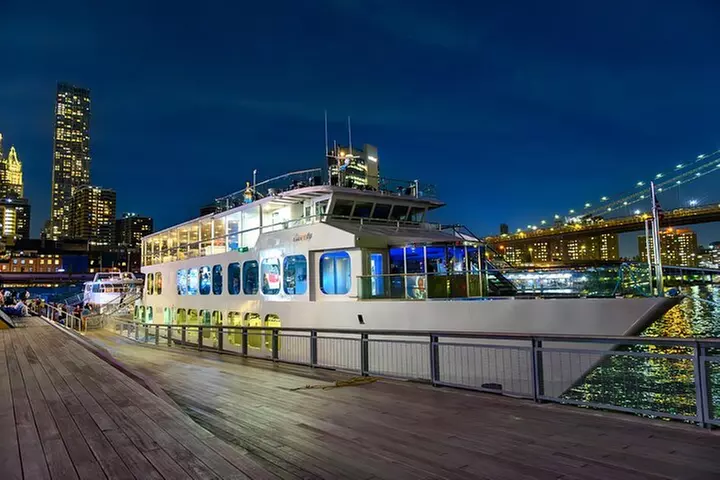 NYC Christmas Luxury Yacht Dinner Cruise with Open Bar - Second Medium
