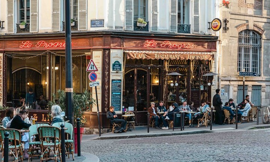 Image 12: Visite à pied de Montmartre : Sacré-Cœur, pierres précieuses cachée...
