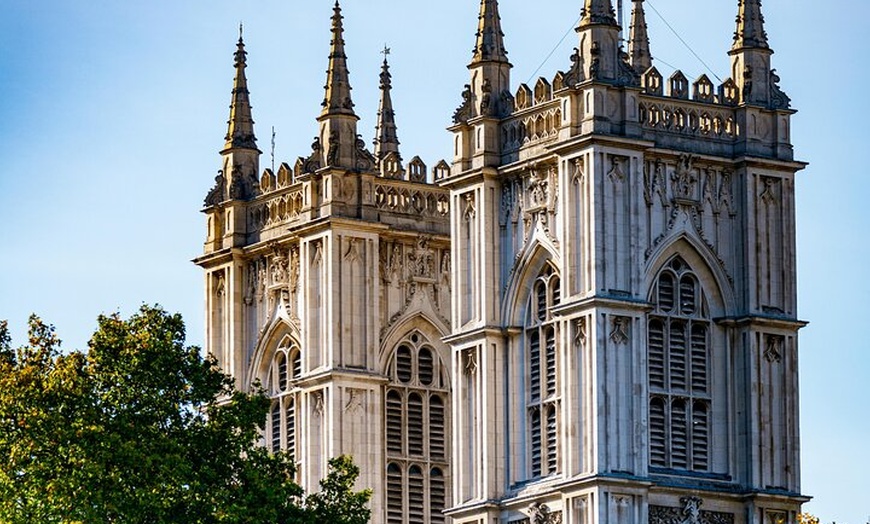 Image 2: Westminster Abbey Tour & Top London Sights with Blue Badge Guide