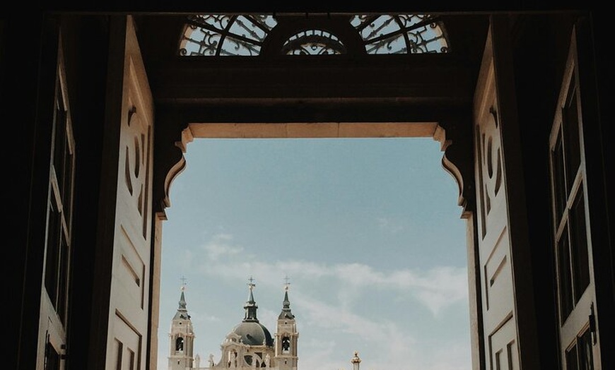 Image 10: Tour de medio día por Madrid