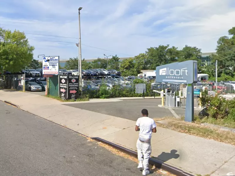Parking at Parking Systems - Aloft LGA