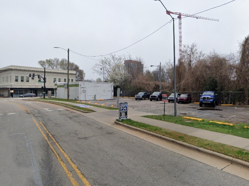 Parking at Corner Lot