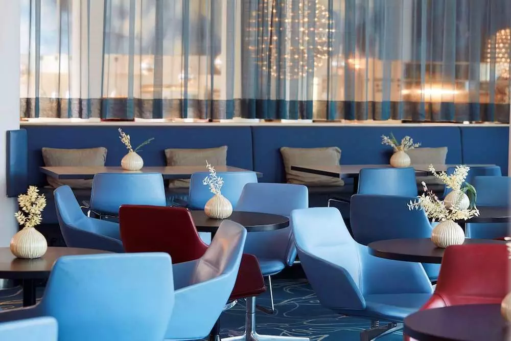 ✈ DEUTSCHLAND | Hamburg - Scandic Hamburg Emporio 4*, 2 Nächte