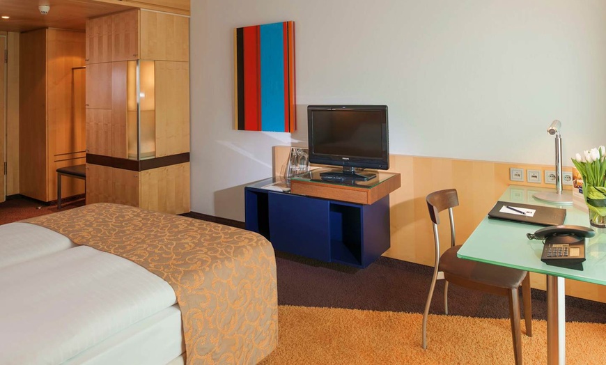 Image 32: ✈ DEUTSCHLAND | Köln - Dorint Hotel An der Messe Köln 4*, 2 Nächte ...