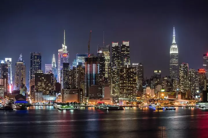 New York City Skyline at Night Guided Tour