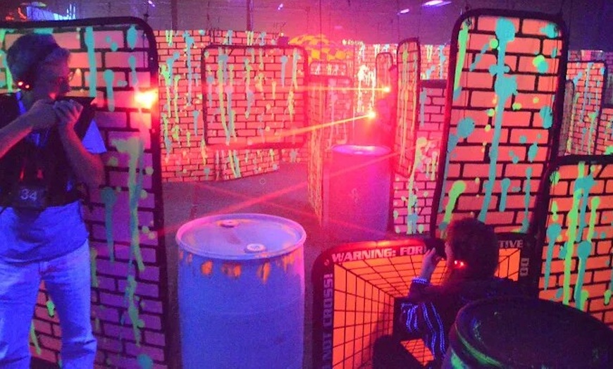 Image 3: $20 For 2 Games Of Laser Tag For 2 People + $10 Worth Of Arcade Tok...