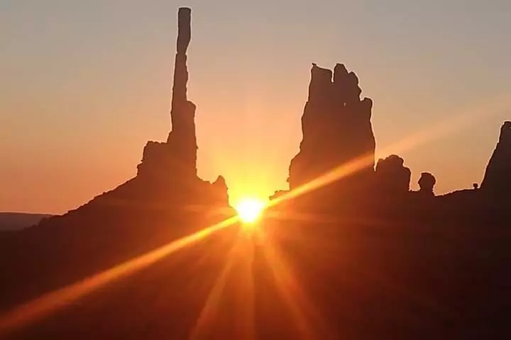 1.5 Hour Jeep Tour in Monument Valley