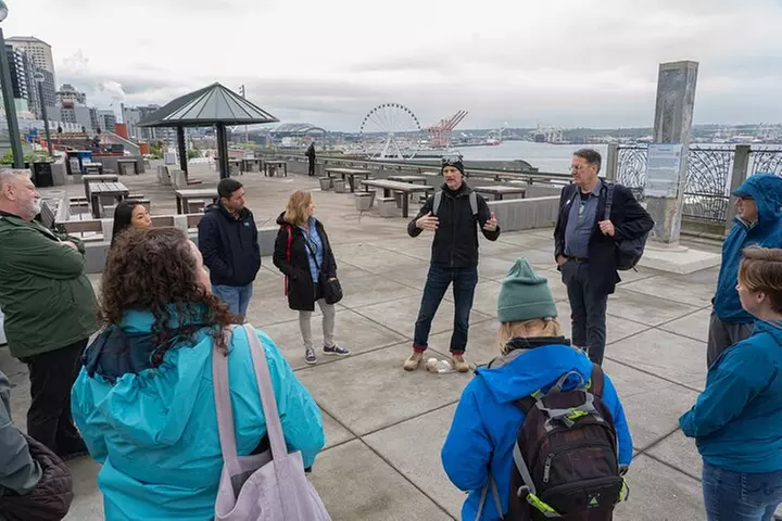 Seattle Waterfront History Walking Tour