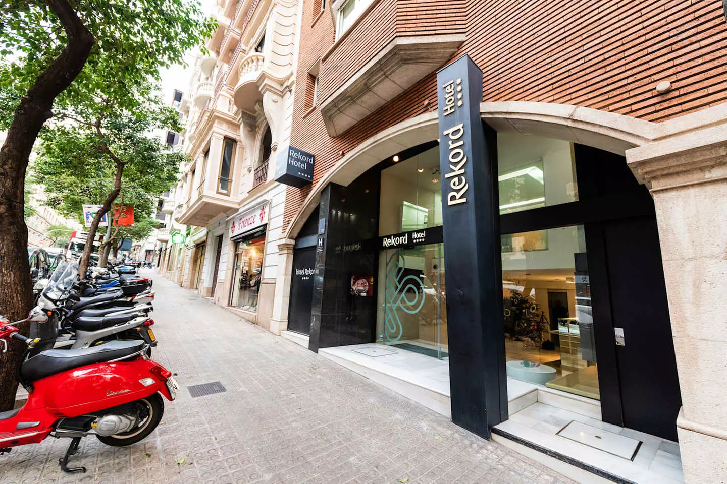 ✈ SPANIEN | Barcelona - Hotel Rekord 4*, 2 Nächte - City Trip