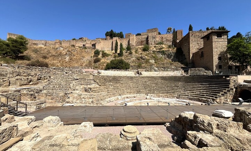Image 4: Casco histórico Málaga: Tour autoguiado creado por Guía Oficial