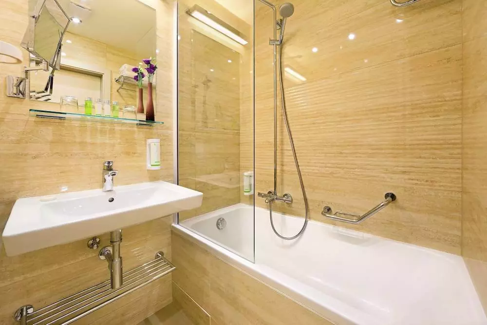 ✈ RÉPUBLIQUE TCHÈQUE | Prague - Ametyst Hotel 4*, 2 nuit - Centre v...