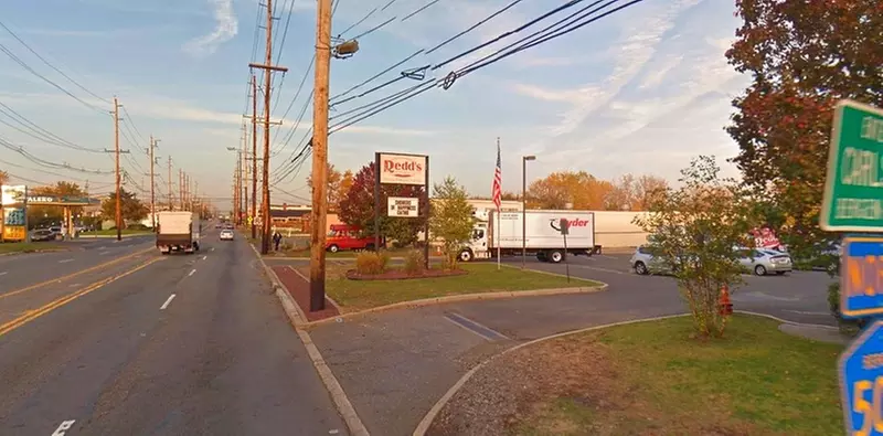 Event Parking at Redd's Restaurant Lot - Primary Image