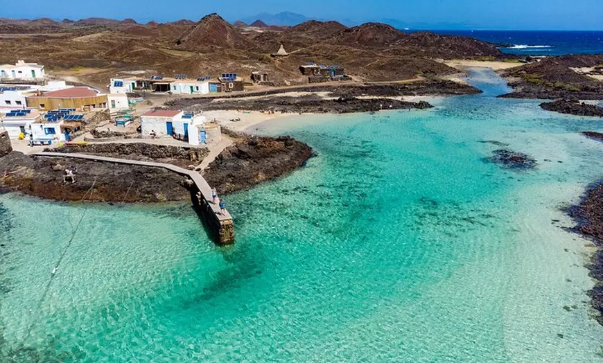 Image 8: Ruta Senderismo en la Isla de Lobos