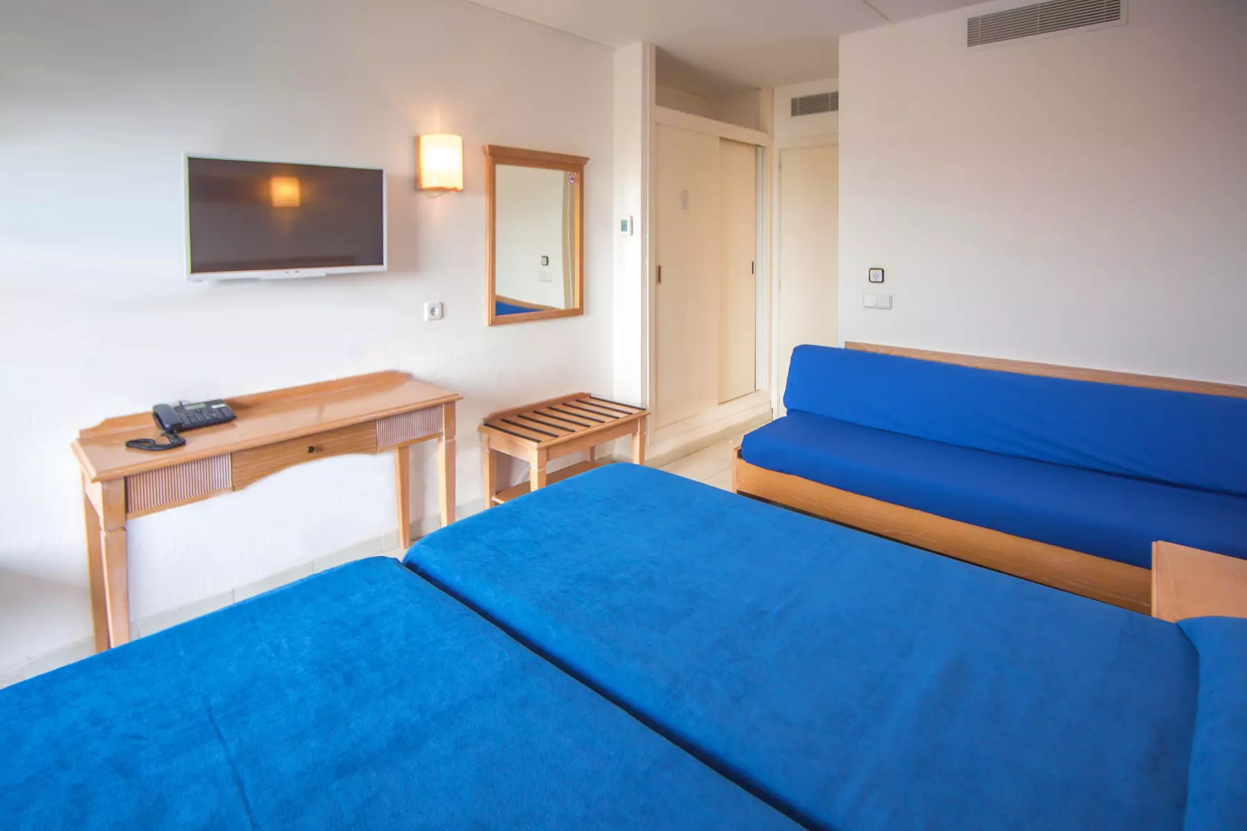 ✈ MAJORQUE | Calas de Mallorca - Club Cala Romani 3*, 3 nuit - Tout...