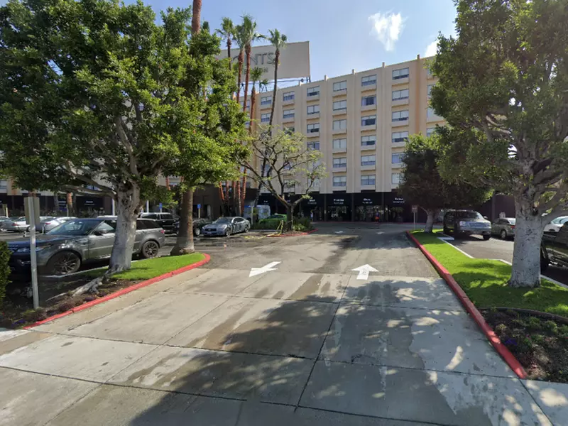 Parking at 9750 Airport Blvd. Lot
